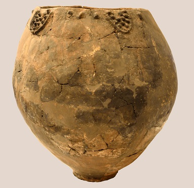 Neolithic_jar_from_Georgia_6000_BC